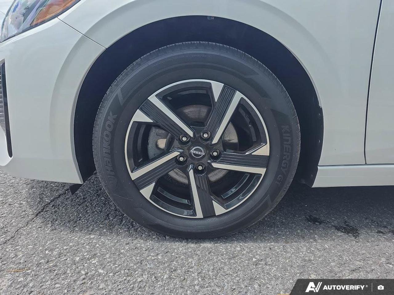 2024 Nissan Sentra SV Photo