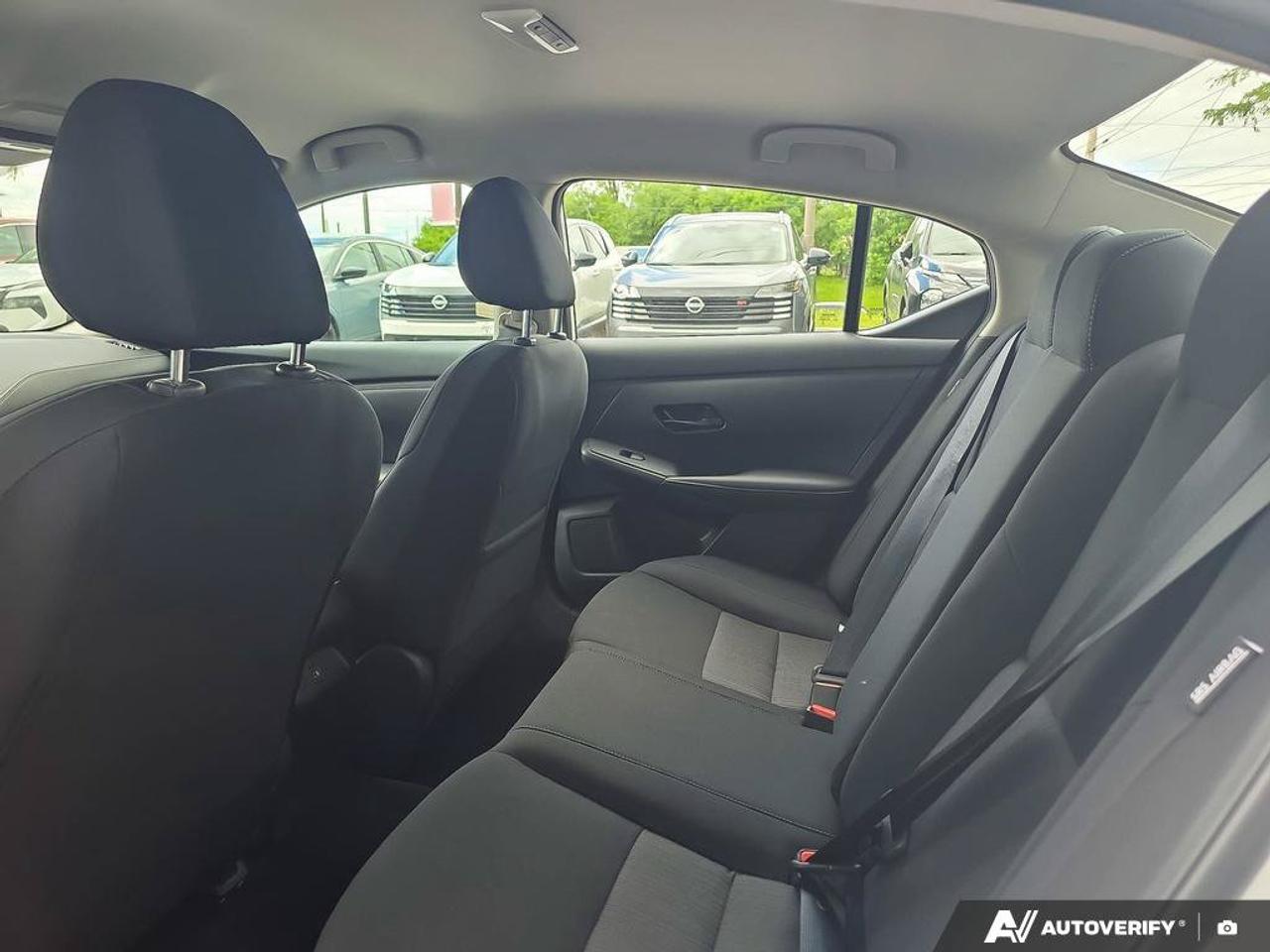 2024 Nissan Sentra SV Photo