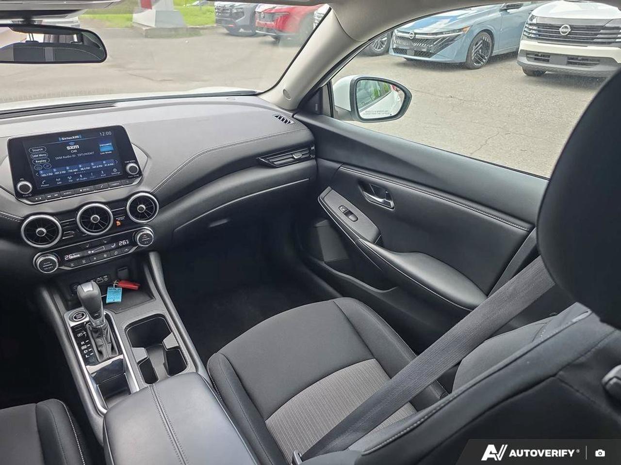 2024 Nissan Sentra SV Photo