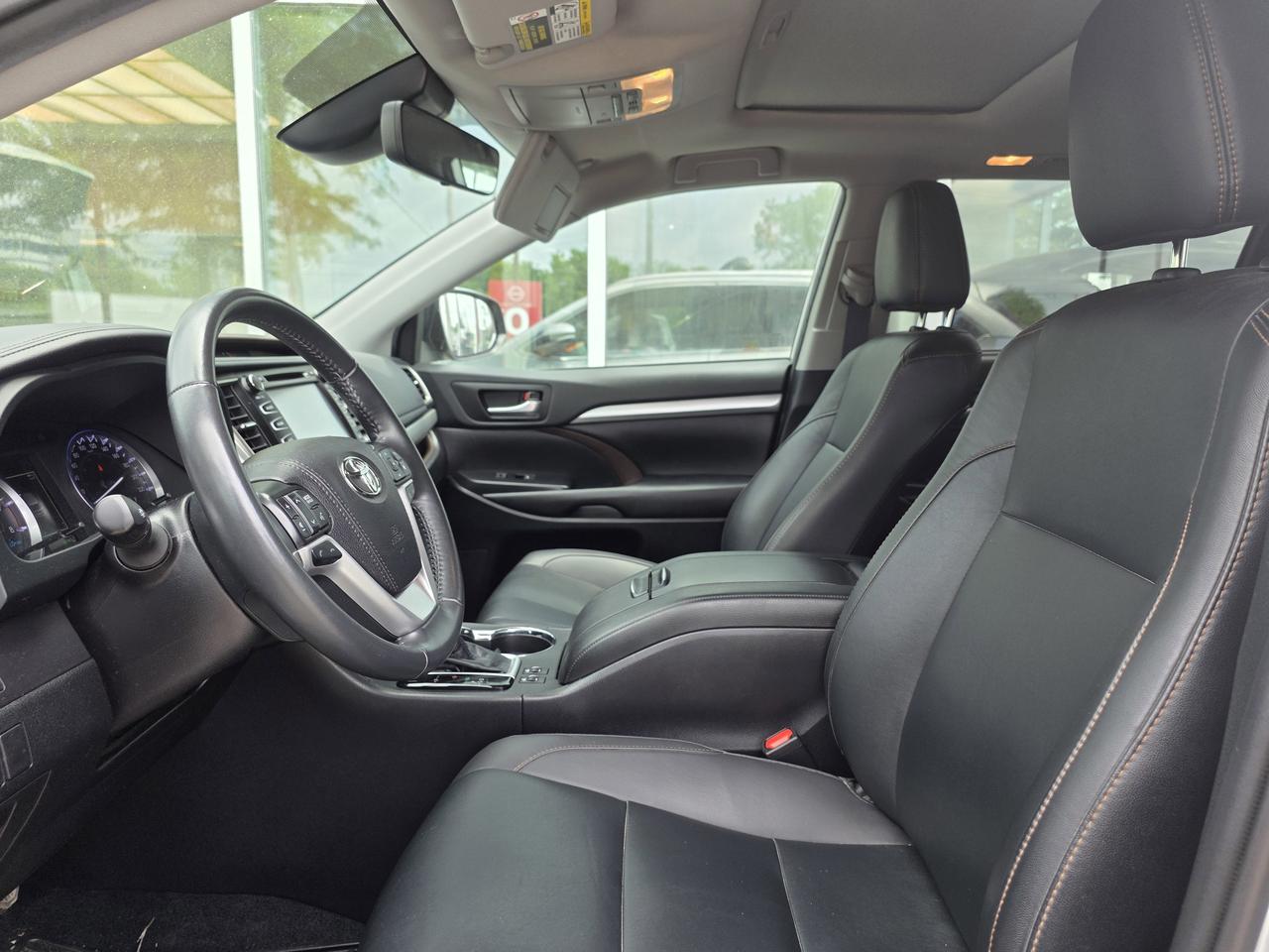 2019 Toyota Highlander XLE Photo