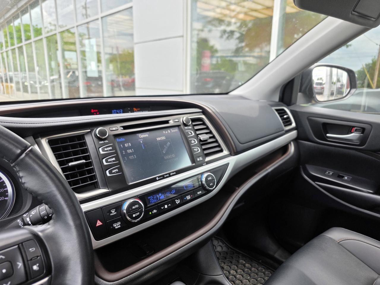 2019 Toyota Highlander XLE Photo