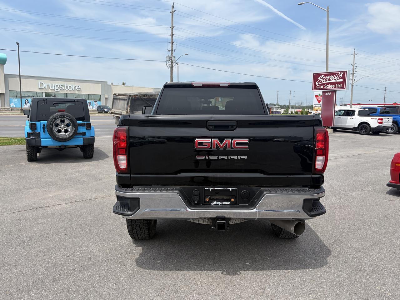 2023 GMC SIERRA 2500HD Pro DIESEL 4x4 CALL NAPANEE 613-354-2100 Photo3