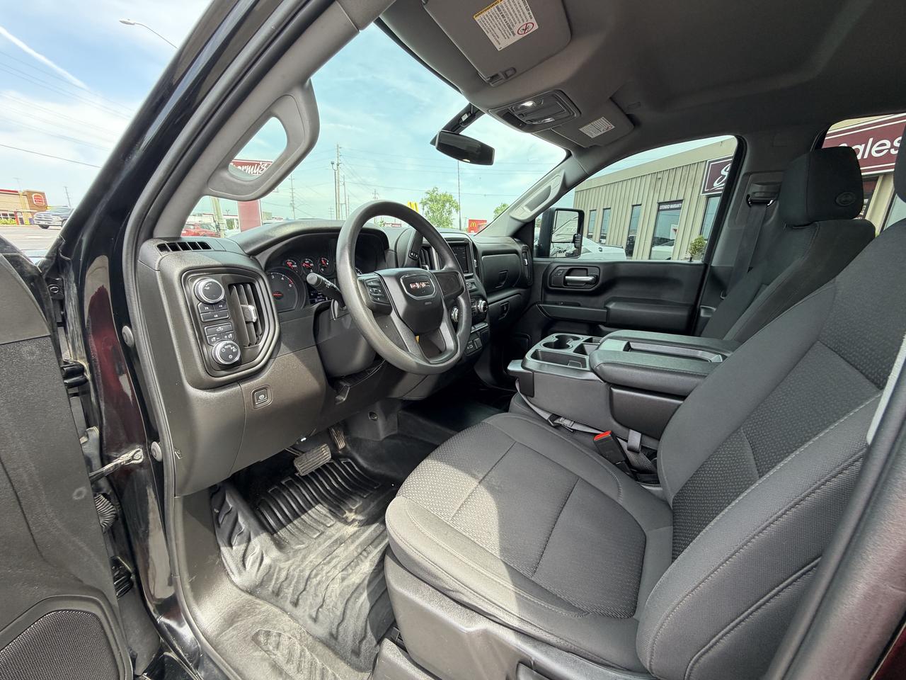 2023 GMC SIERRA 2500HD Pro DIESEL 4x4 CALL NAPANEE 613-354-2100 Photo