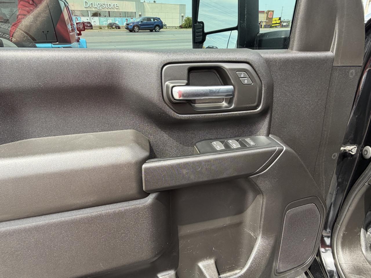 2023 GMC SIERRA 2500HD Pro DIESEL 4x4 CALL NAPANEE 613-354-2100 Photo