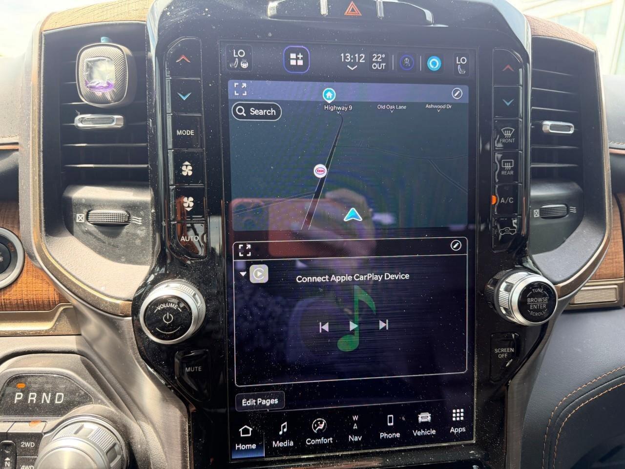 2022 RAM 1500 Limited Longhorn 4x4 Crew Cab 5'7  Box Photo