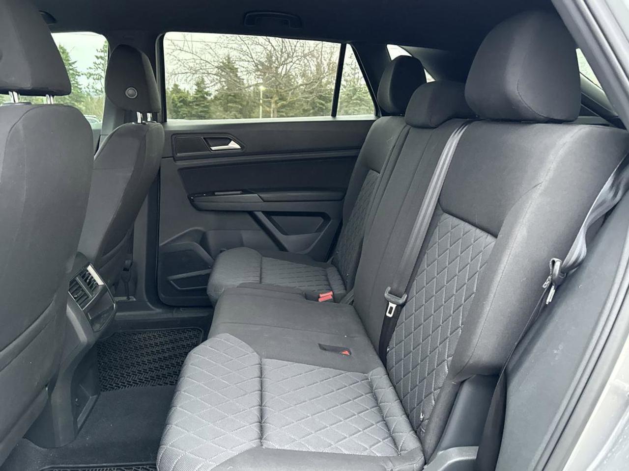 2020 Volkswagen Atlas Cross Sport Trendline 2.0 TSI 4MOTION Photo