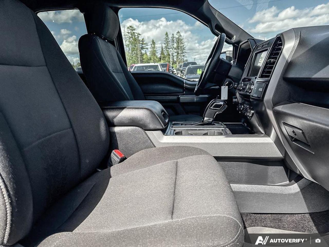 2018 Ford F-150 XLT BEDLINER, TONNEAU COVER, RUNNING BOARDS. ALL W Photo