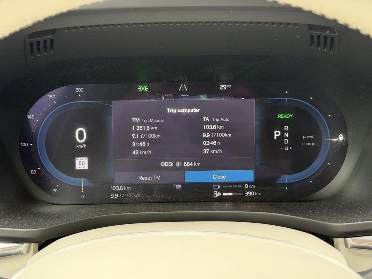 2022 Volvo XC60 Recharge T8 eAWD PHEV Inscription Expression Extended Range Photo