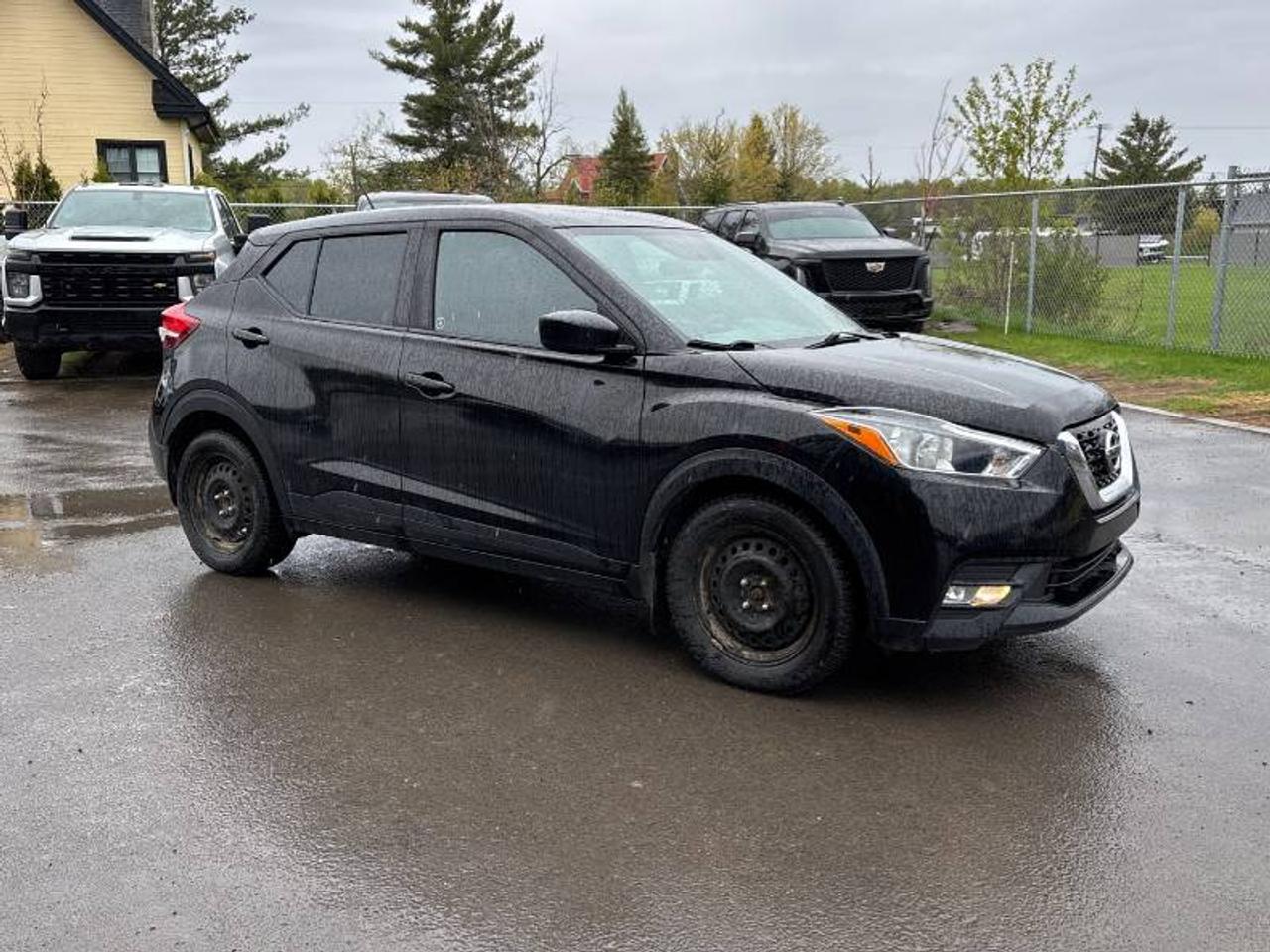 2019 Nissan Kicks SV Photo