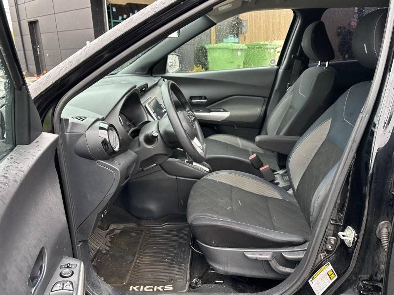 2019 Nissan Kicks SV Photo