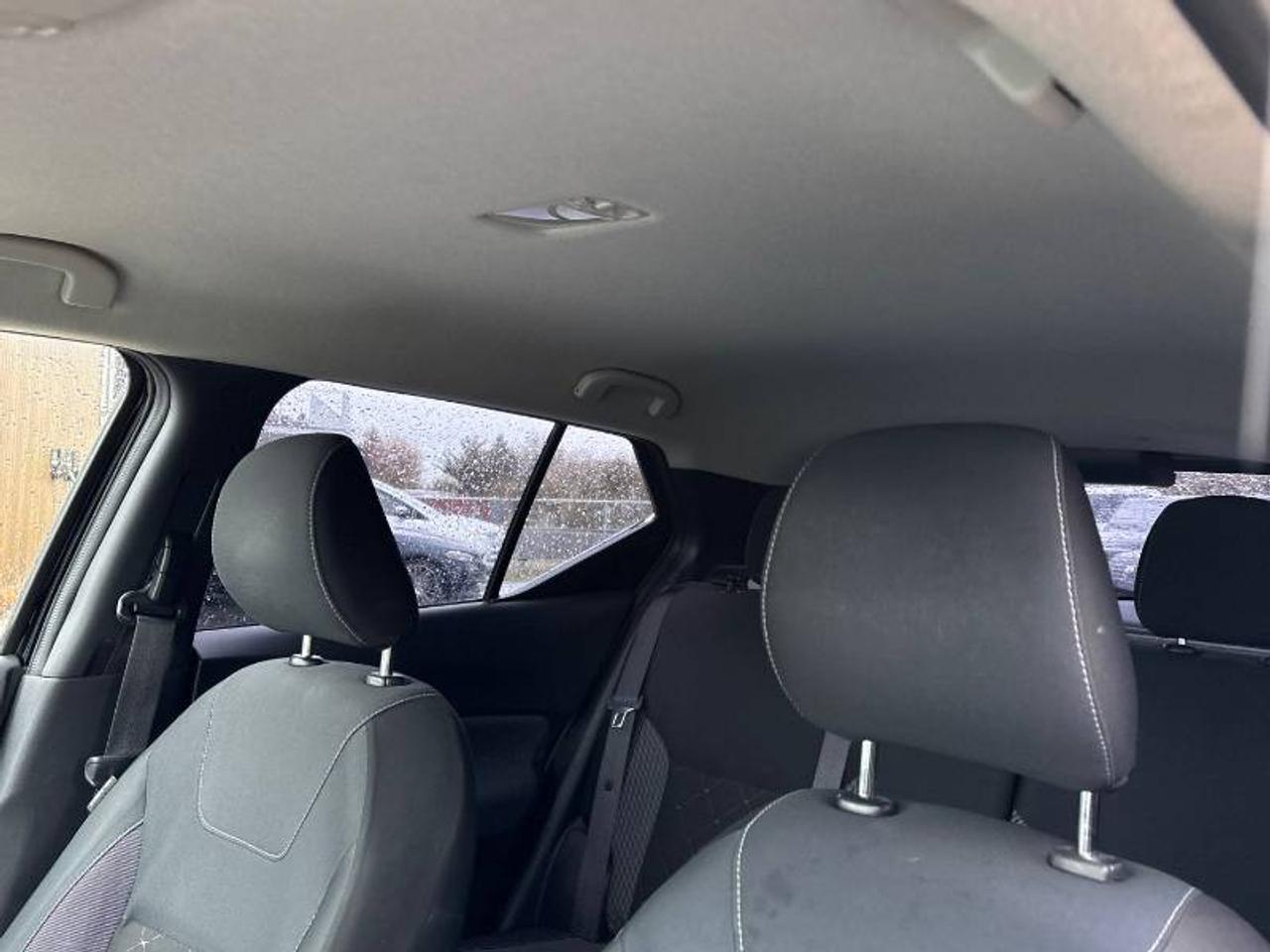 2019 Nissan Kicks SV Photo