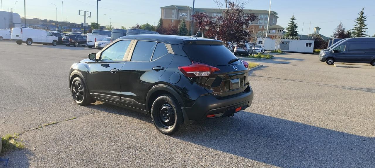 2019 Nissan Kicks SV Photo
