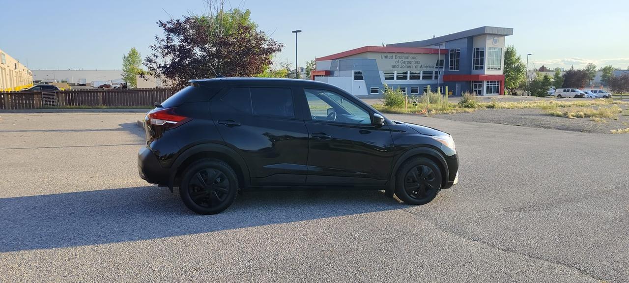 2019 Nissan Kicks SV Photo
