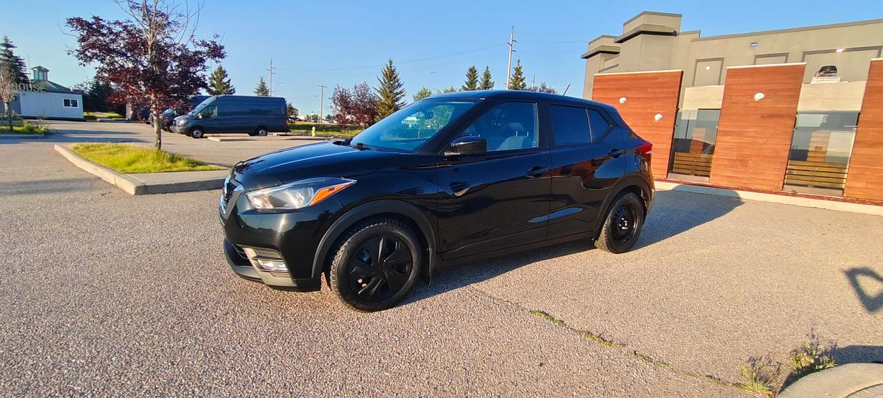 2019 Nissan Kicks SV - Photo #2
