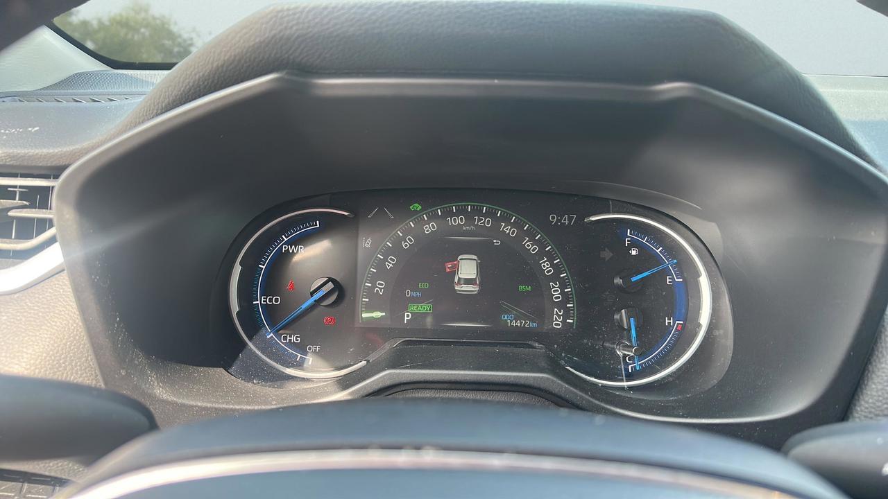 2025 Toyota RAV4 Hybrid  Photo