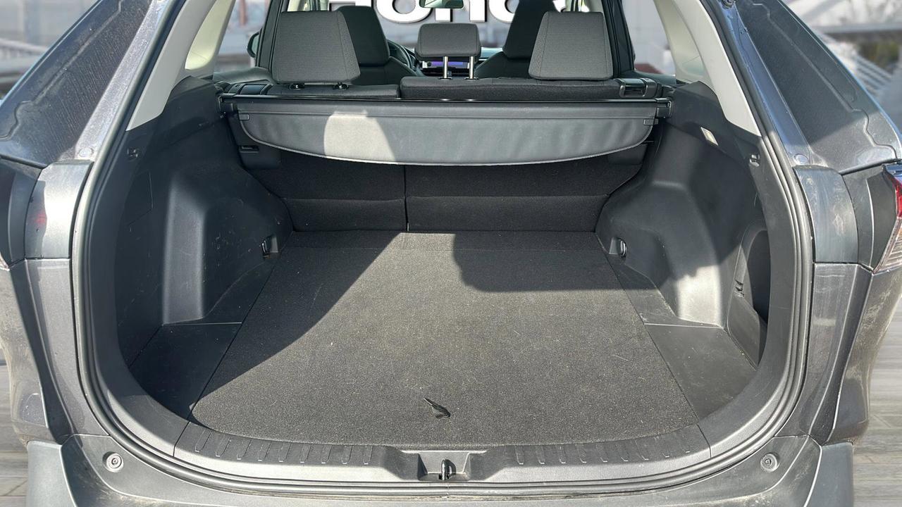 2025 Toyota RAV4 Hybrid  Photo