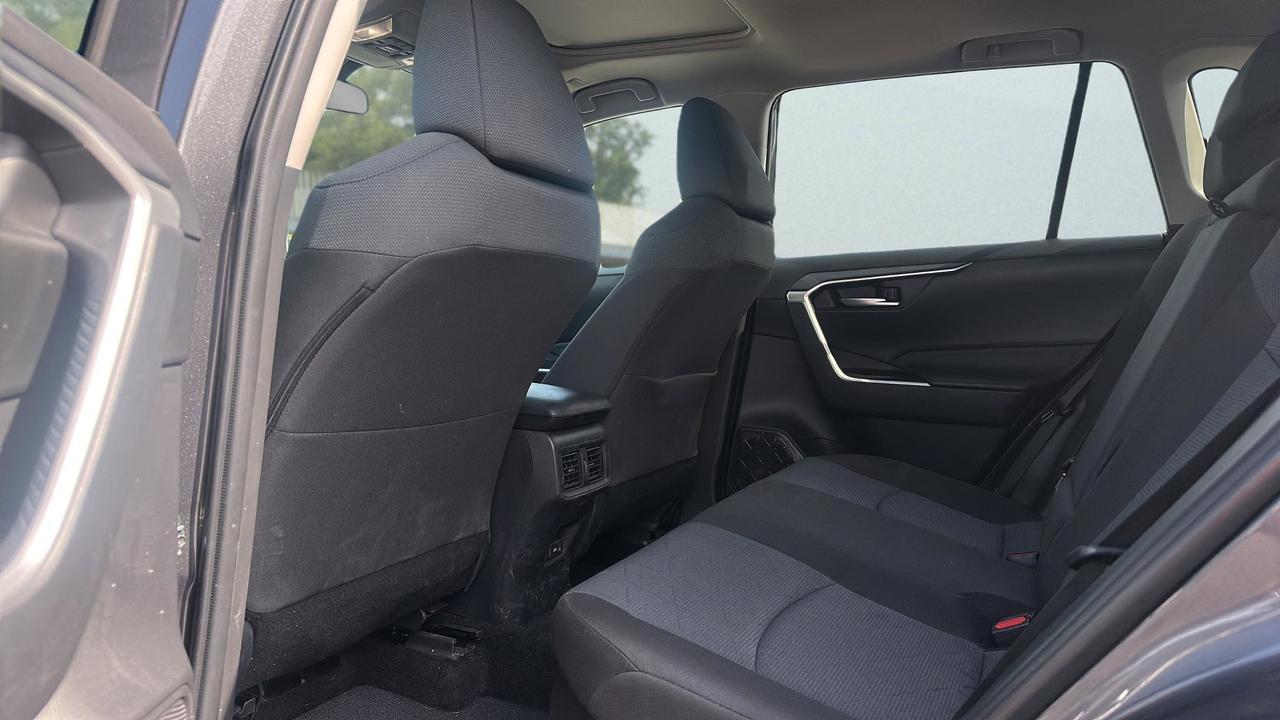 2025 Toyota RAV4 Hybrid  Photo