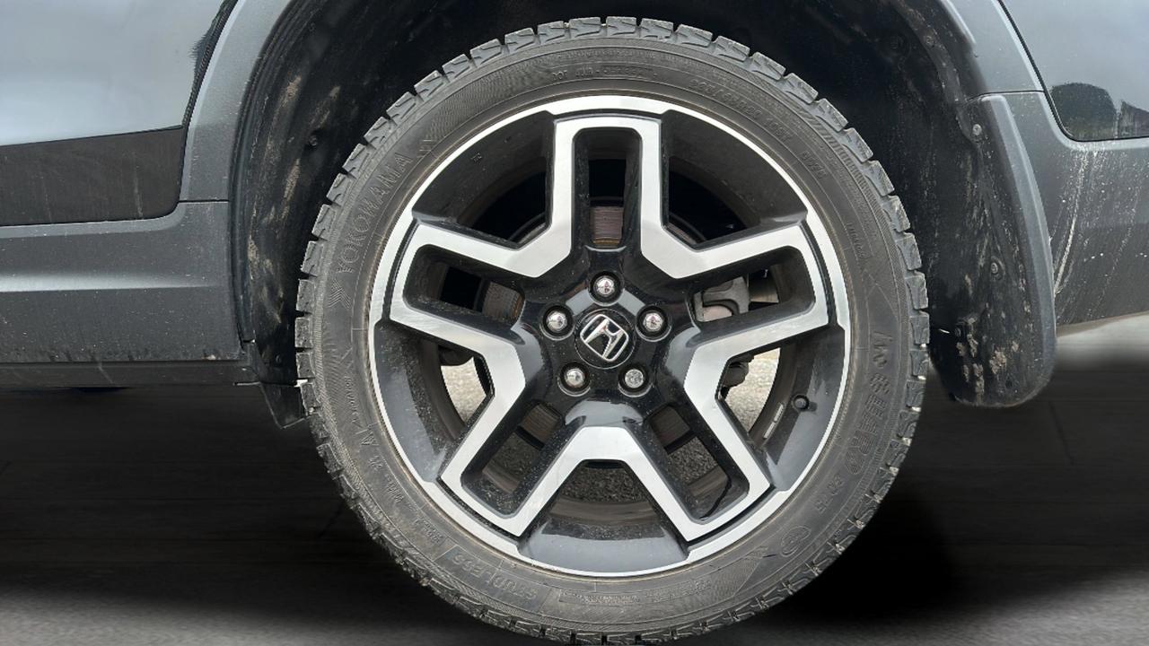 2023 Honda Passport Touring AWD Photo