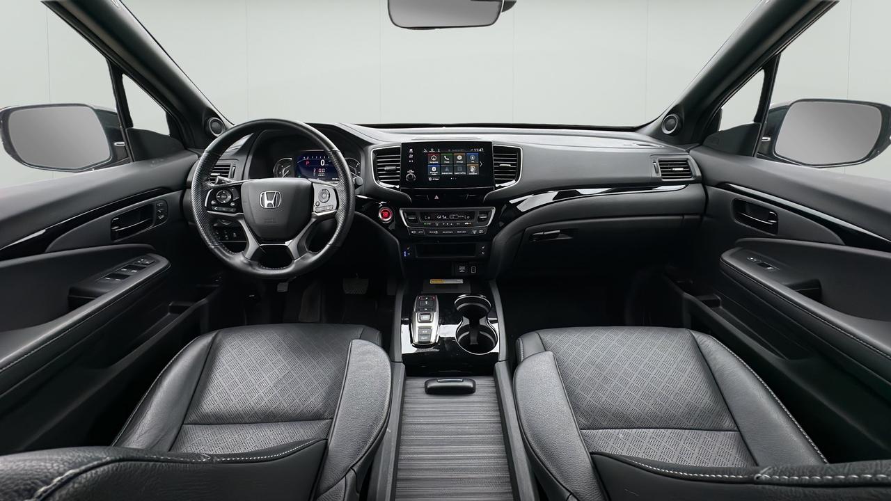 2023 Honda Passport Touring AWD Photo
