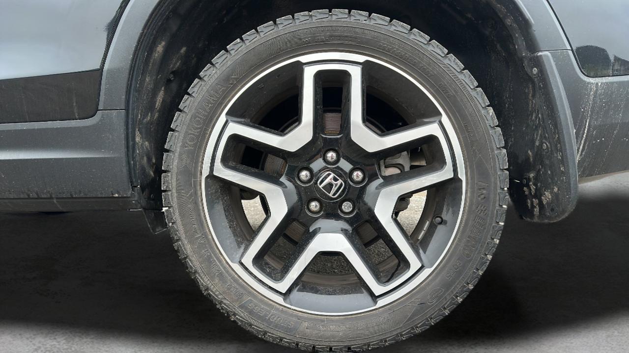 2023 Honda Passport Touring AWD Photo