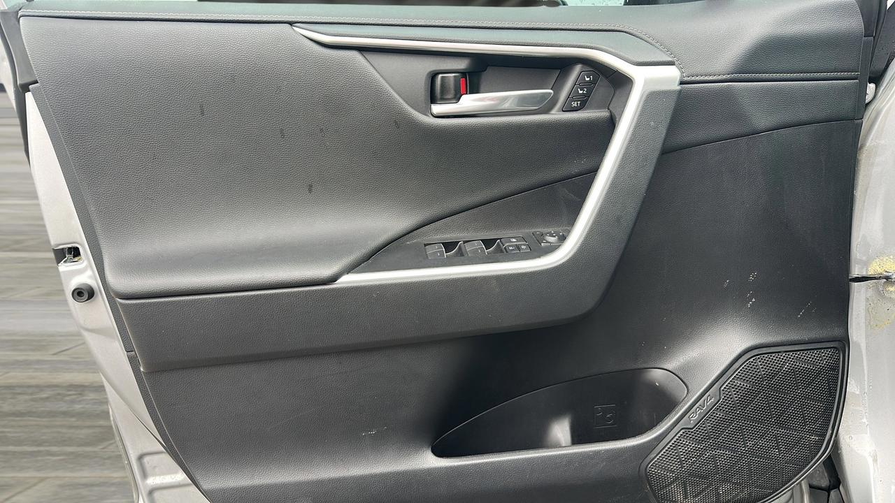 2023 Toyota RAV4 Hybrid  Photo