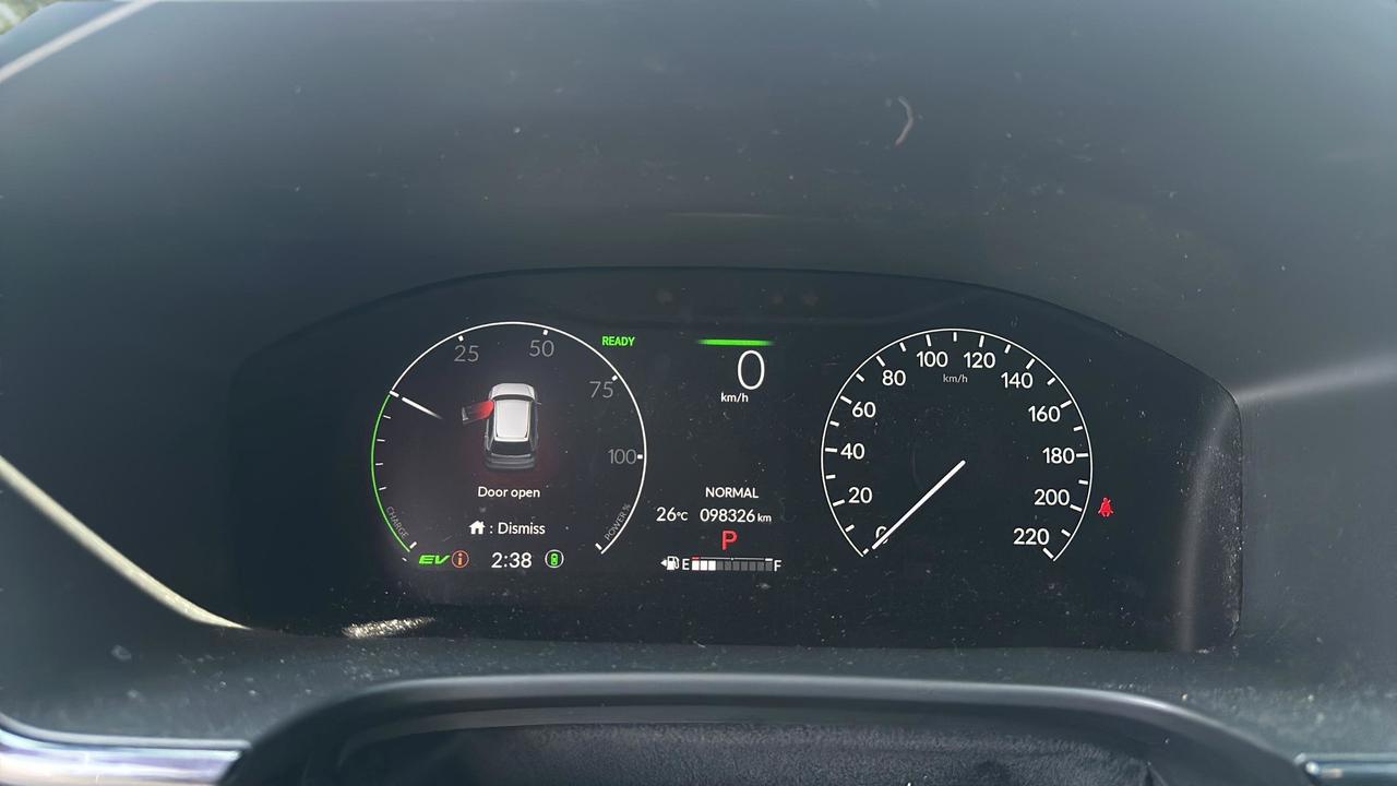 2023 Honda CR-V Hybrid Touring AWD Photo
