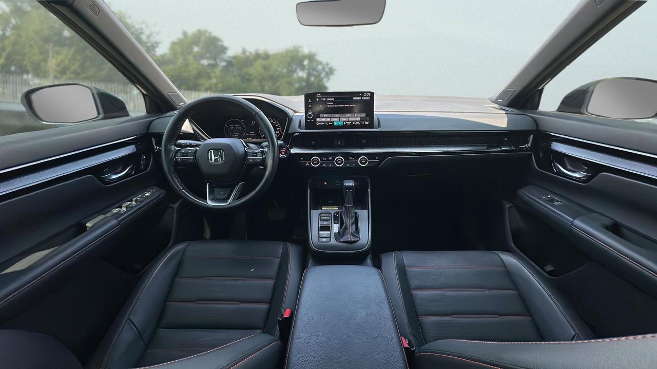 2023 Honda CR-V Hybrid Touring AWD Photo