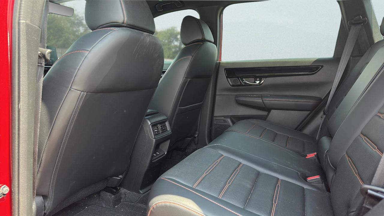 2023 Honda CR-V Hybrid Touring AWD Photo