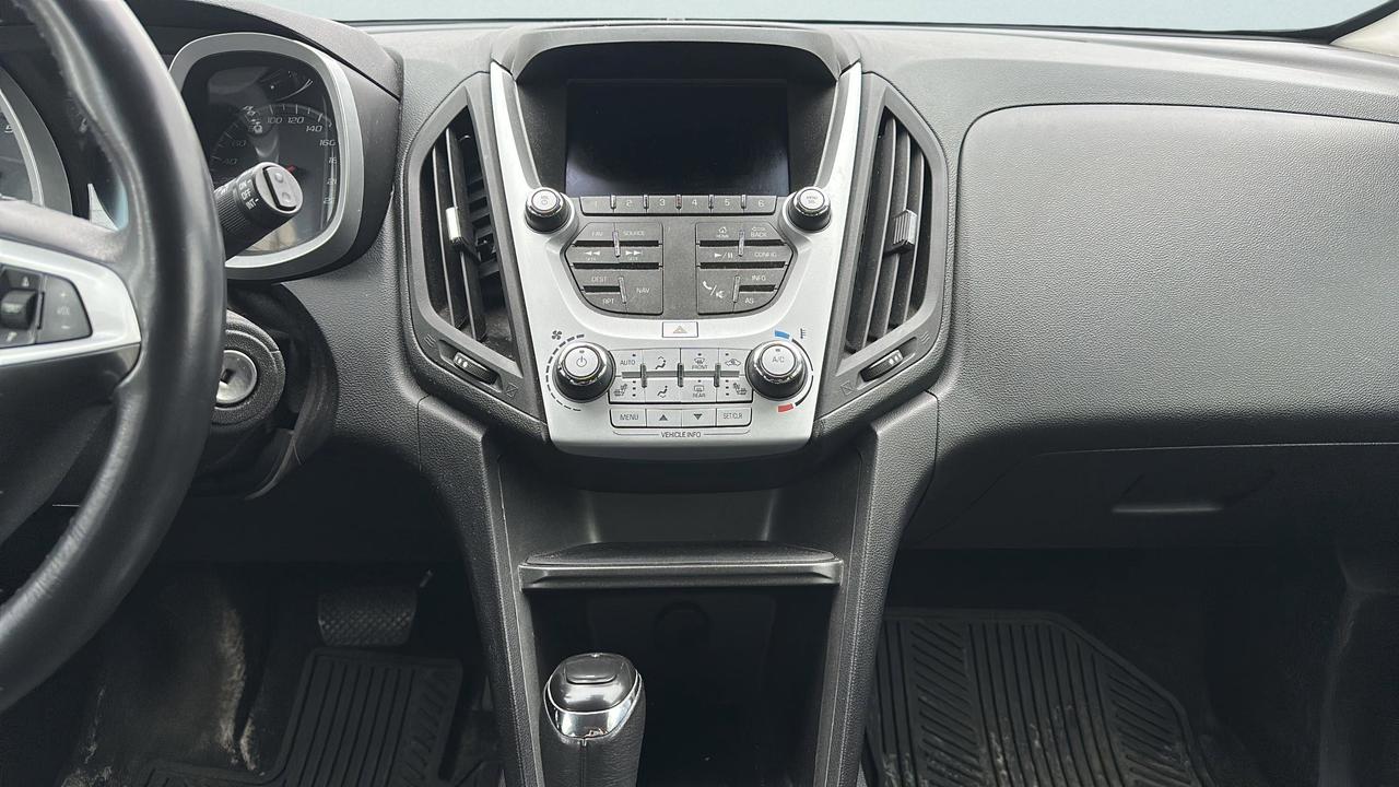 2017 Chevrolet Equinox FWD 4dr Premier w-1LZ Photo