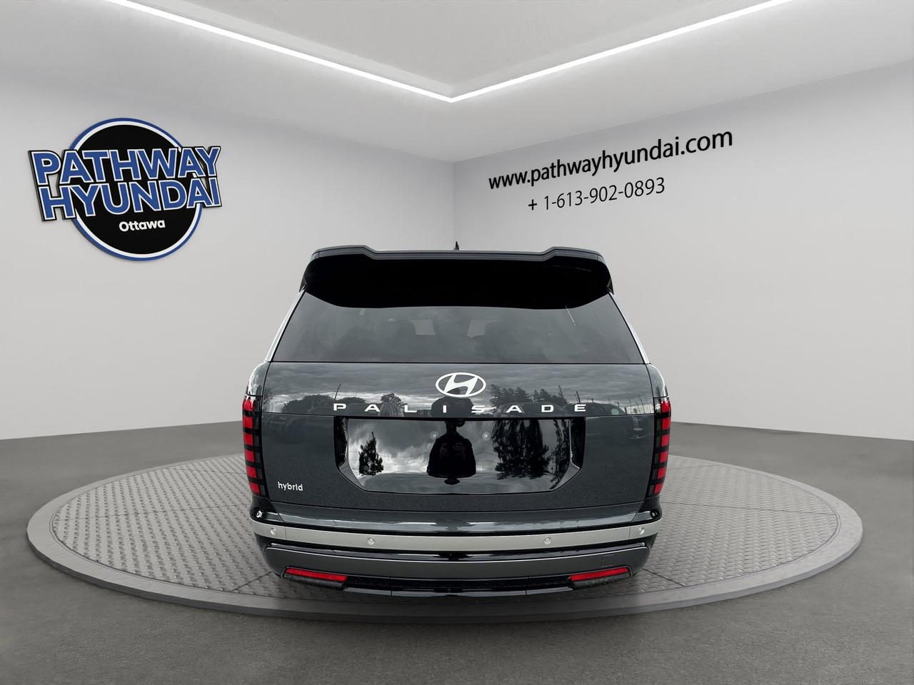2026 Hyundai Palisade Hybrid Luxury Photo4
