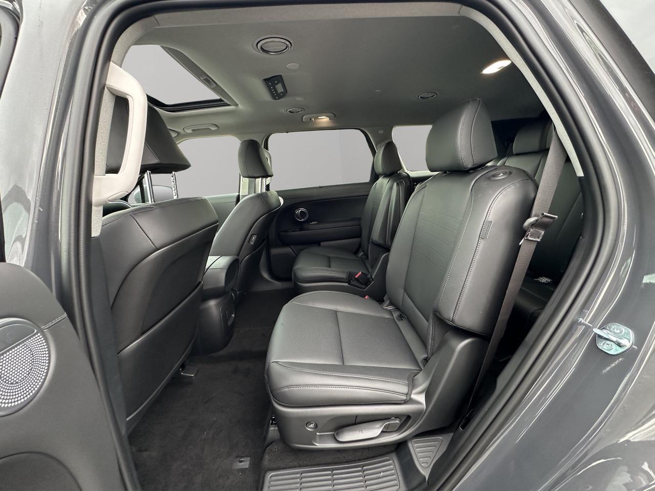 2026 Hyundai Palisade Hybrid Luxury Photo