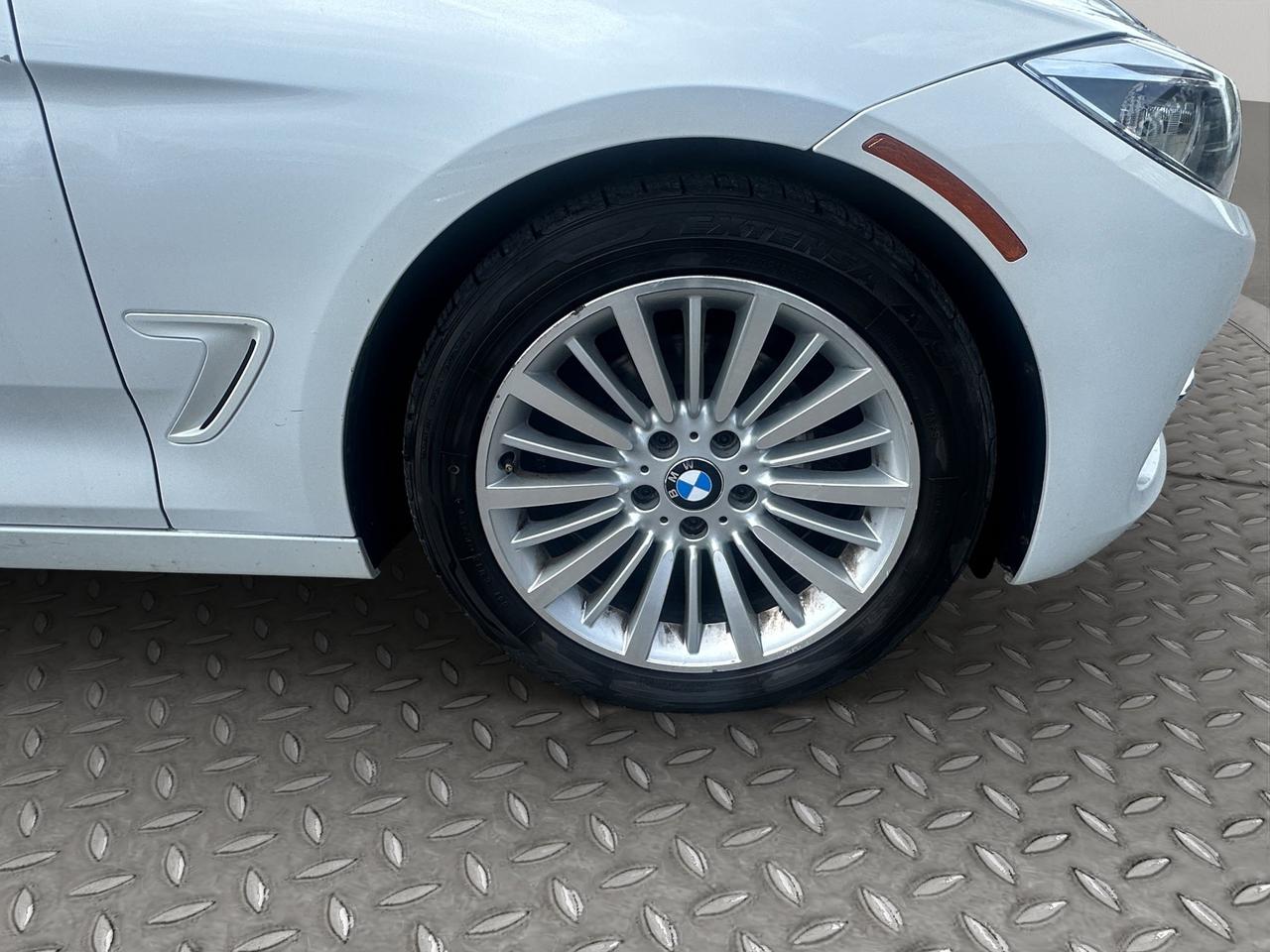 2016 BMW 3 Series Gran Turismo 328i xDrive | Heated Seats Photo