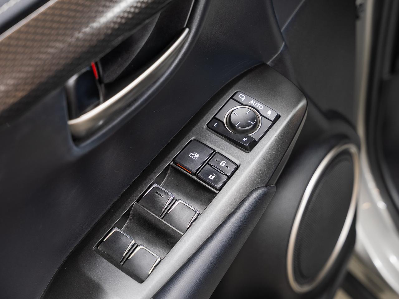 2019 Lexus NX 300 AWD | Leather | Sunroof | BSM | CarPlay