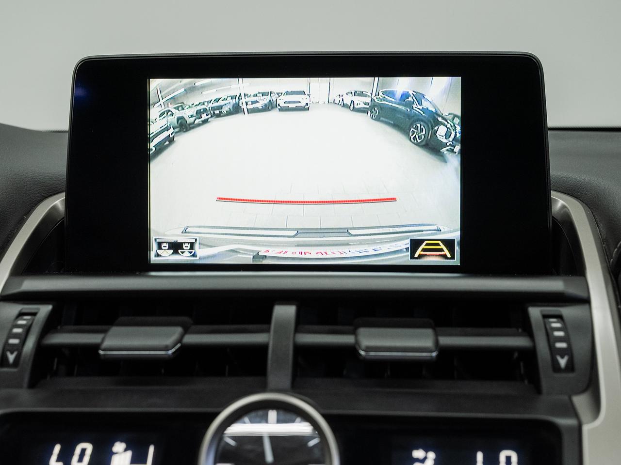 2019 Lexus NX 300 AWD | Leather | Sunroof | BSM | CarPlay
