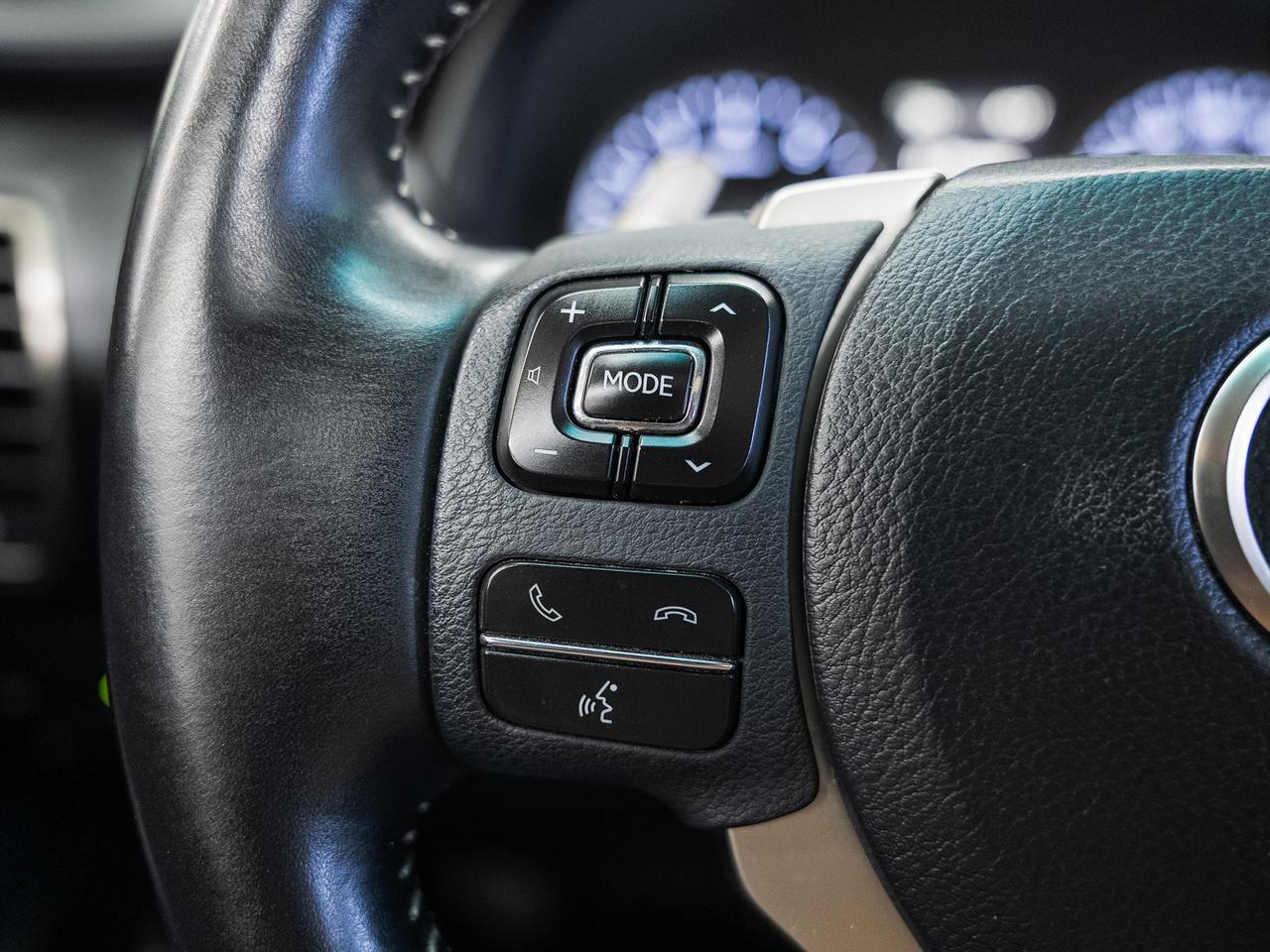 2019 Lexus NX 300 AWD | Leather | Sunroof | BSM | CarPlay