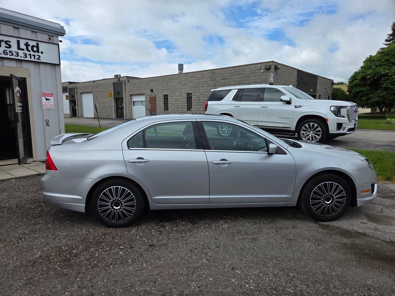 2010 Ford Fusion SEL Photo
