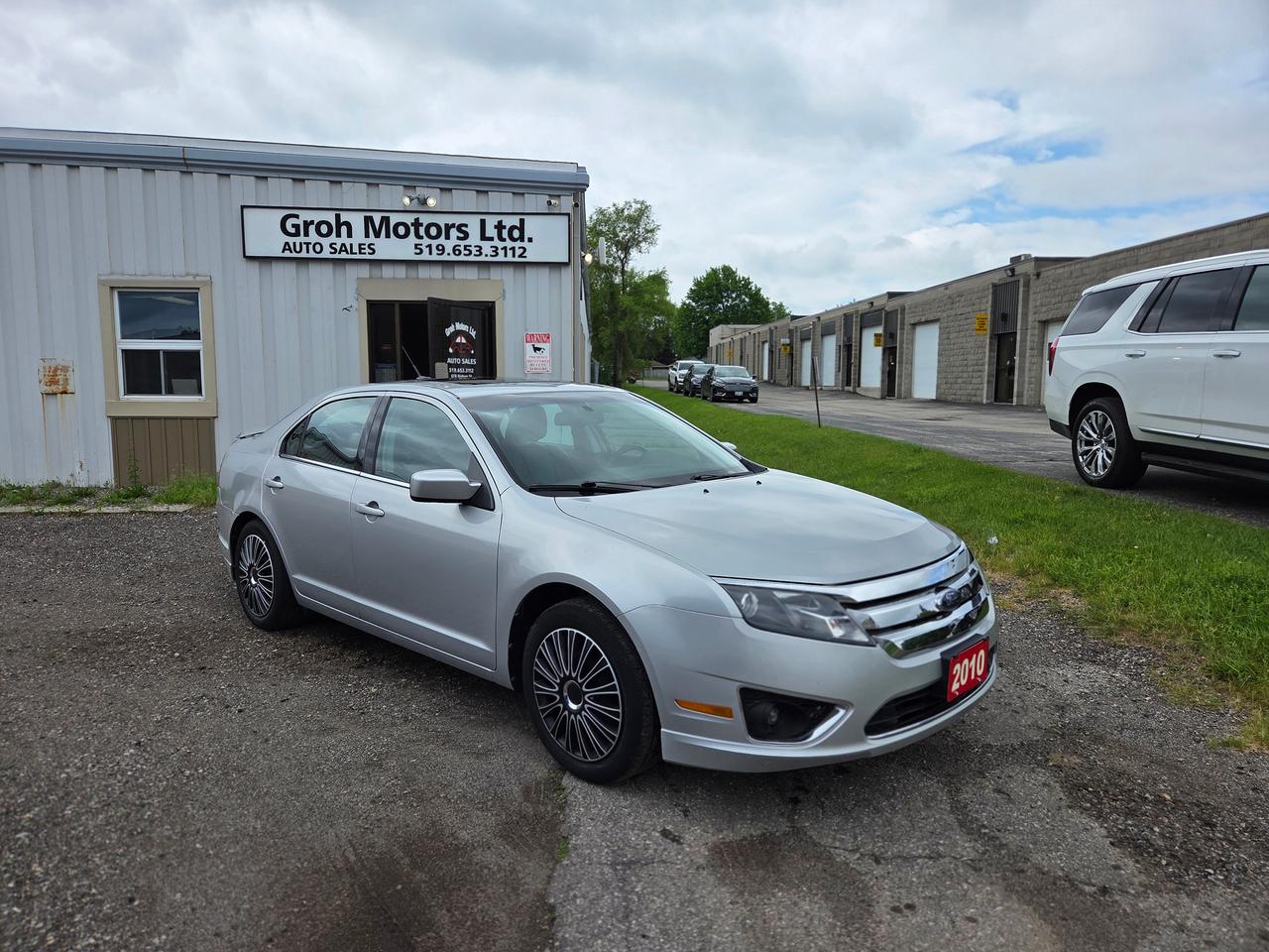 2010 Ford Fusion SEL Photo