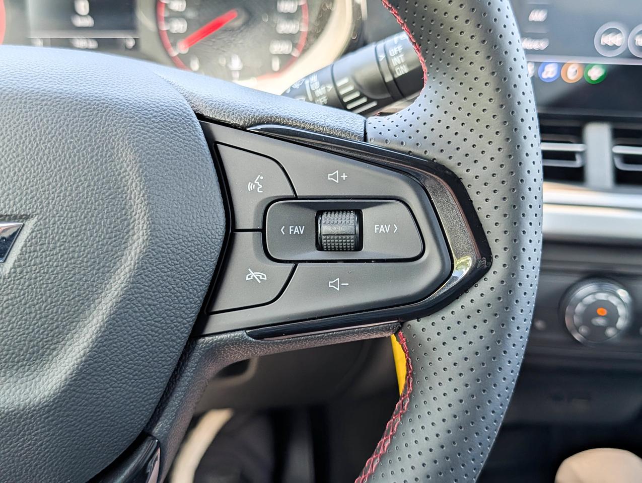 2026 Chevrolet Trax 1RS Photo