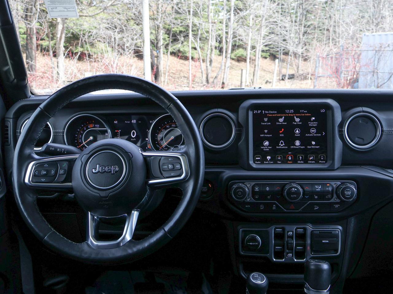 2018 Jeep WRANGLER UNLIMITED Sahara Photo