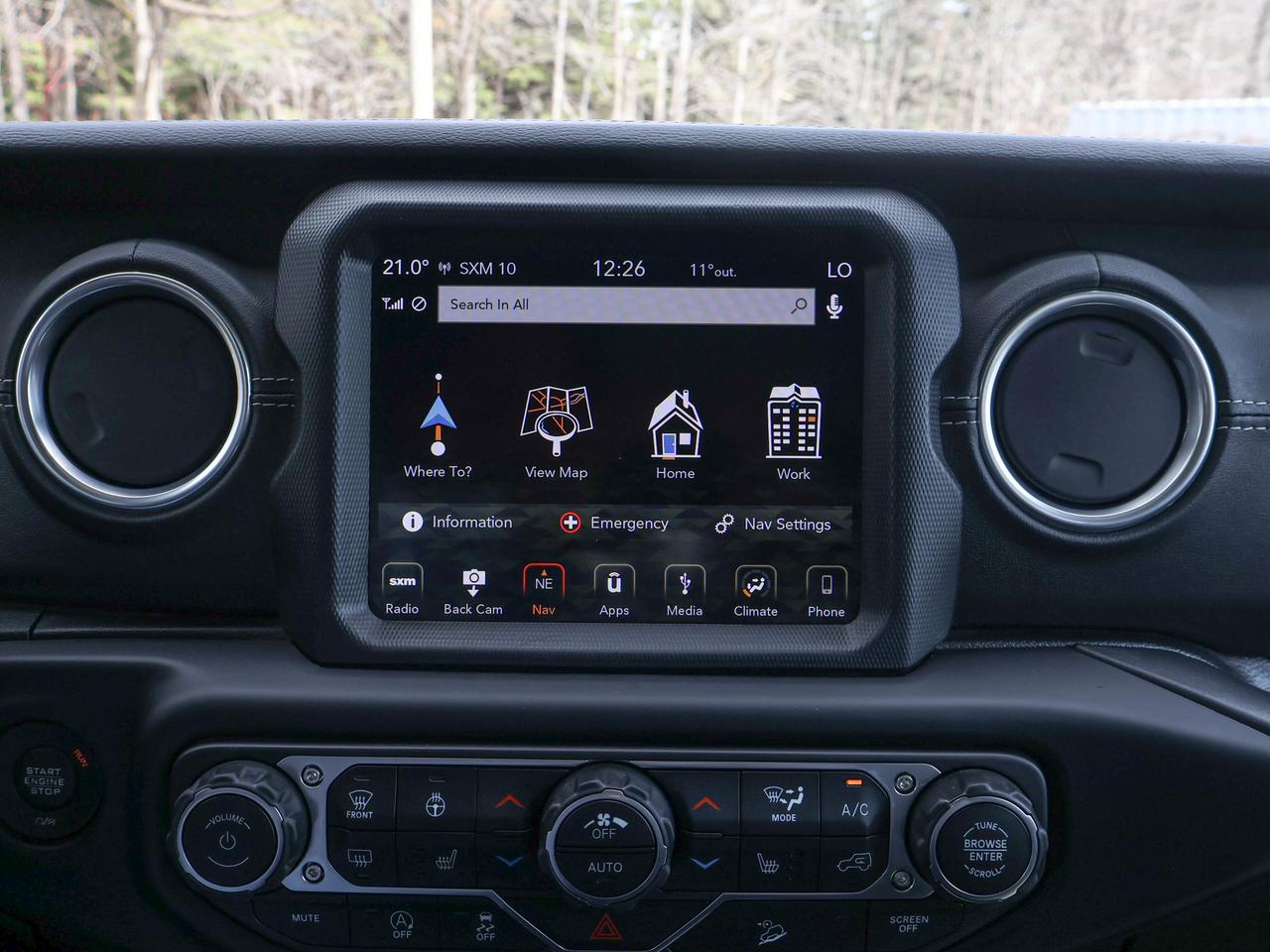 2018 Jeep WRANGLER UNLIMITED Sahara Photo