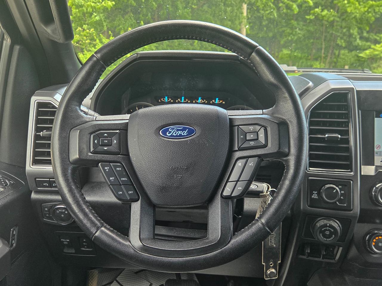 2019 Ford F-150 XLT Photo