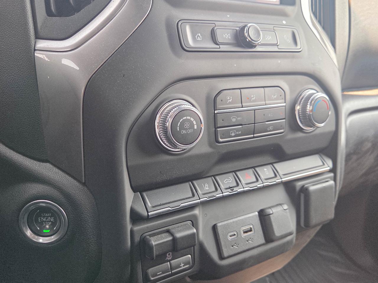 2024 GMC SIERRA 2500HD Pro Photo