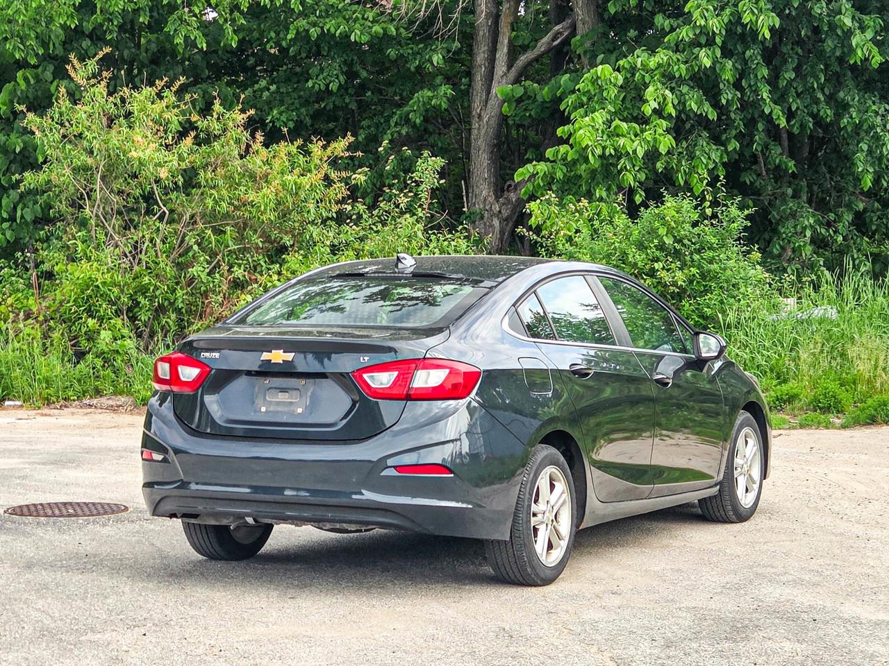 2018 Chevrolet Cruze LT Photo