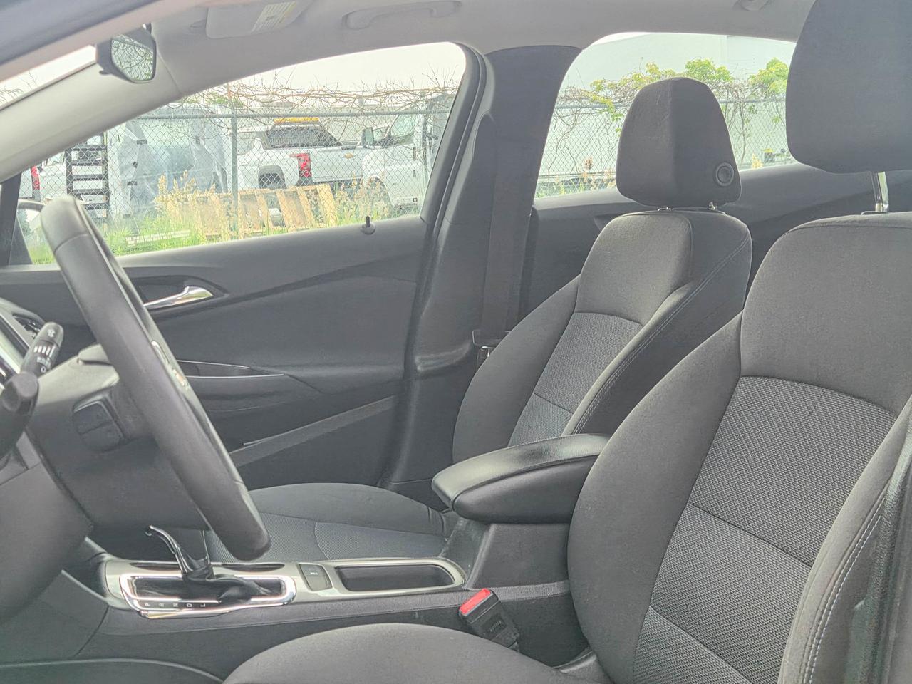 2018 Chevrolet Cruze LT Photo
