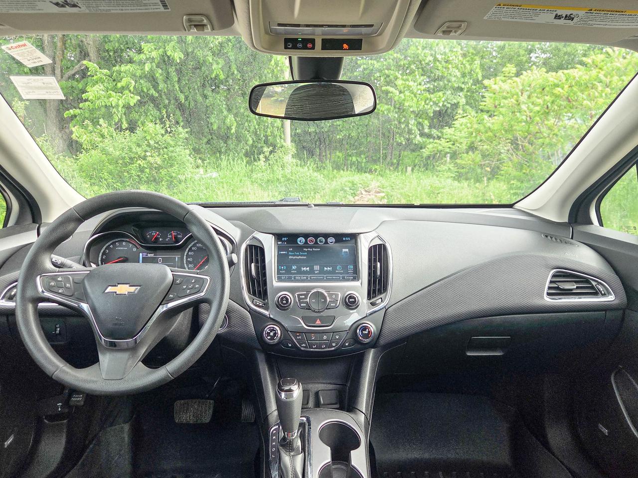 2018 Chevrolet Cruze LT Photo