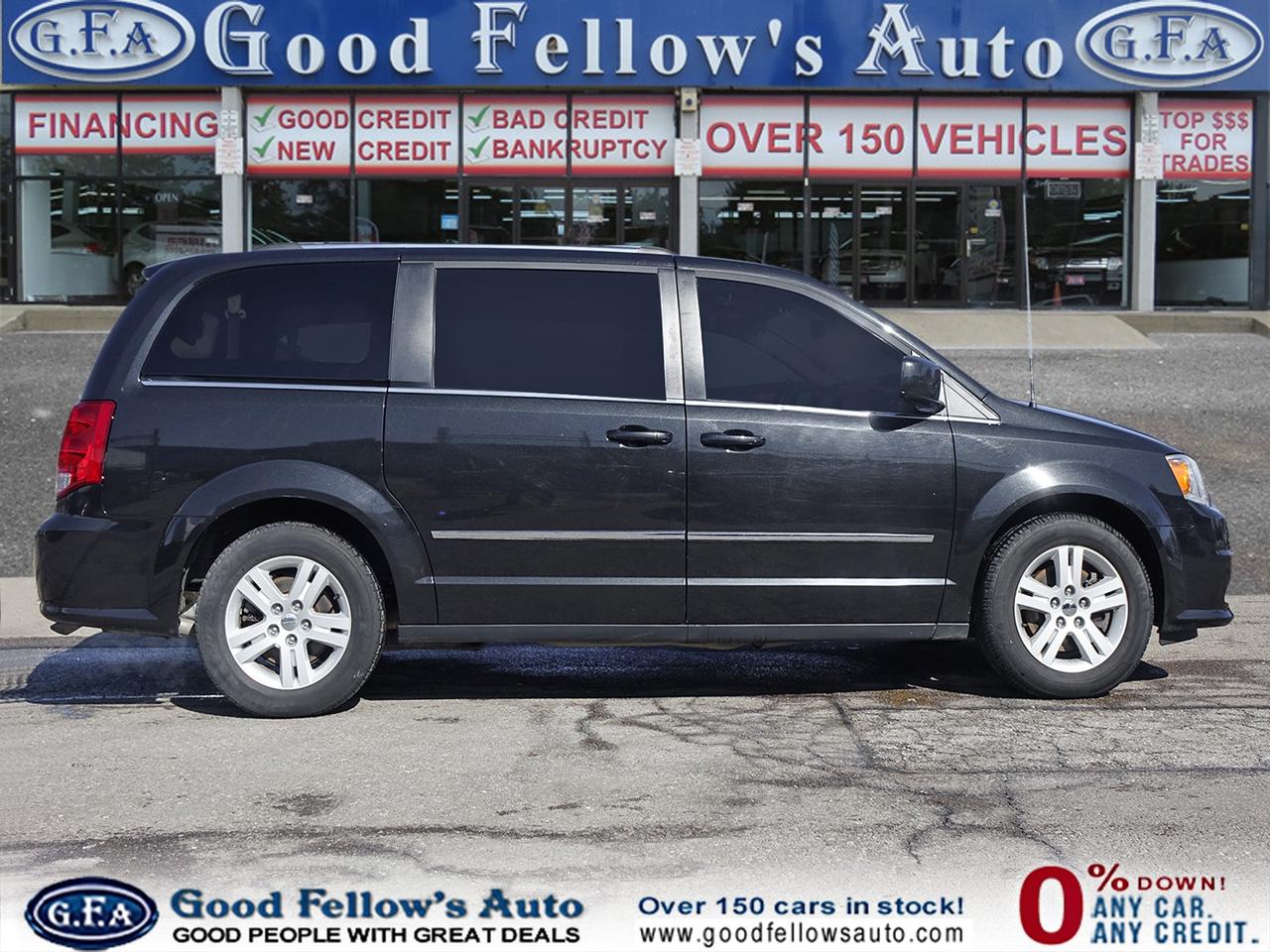 2016 Dodge Grand Caravan CREW PACKAGE, ALLOY WHEELS, LEATHER SEATS, THIRD R Photo