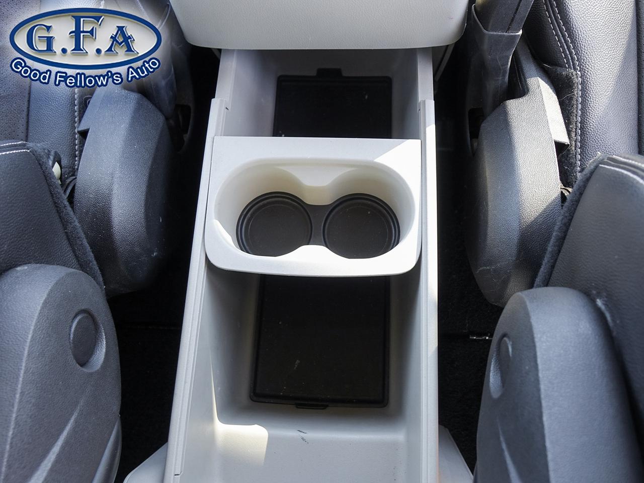 2016 Dodge Grand Caravan CREW PACKAGE, ALLOY WHEELS, LEATHER SEATS, THIRD R Photo