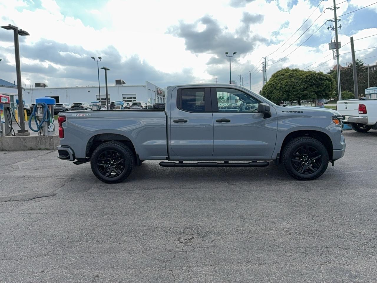 2024 Chevrolet Silverado 1500 Custom 4WD DoubleCab 2.7L4cylGas 6'7"Box Photo