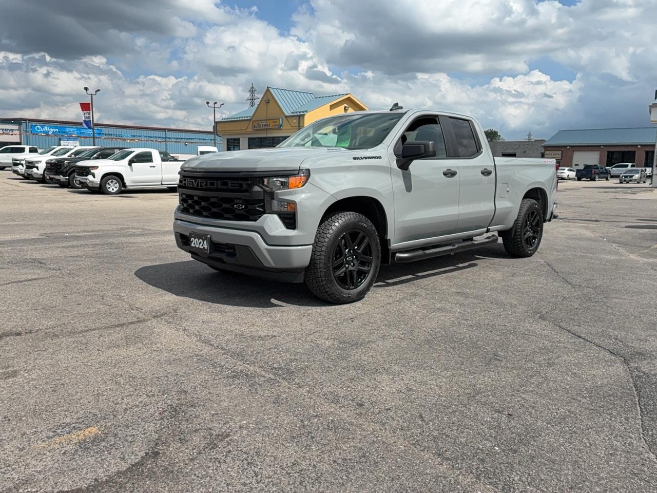 2024 Chevrolet Silverado 1500 Custom 4WD DoubleCab 2.7L4cylGas 6'7"Box Photo