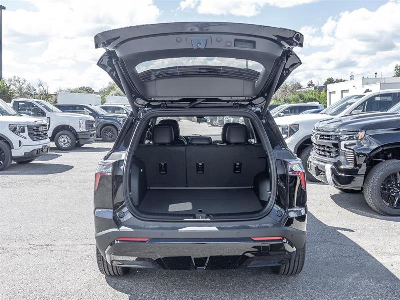 2026 Chevrolet Equinox RS Photo